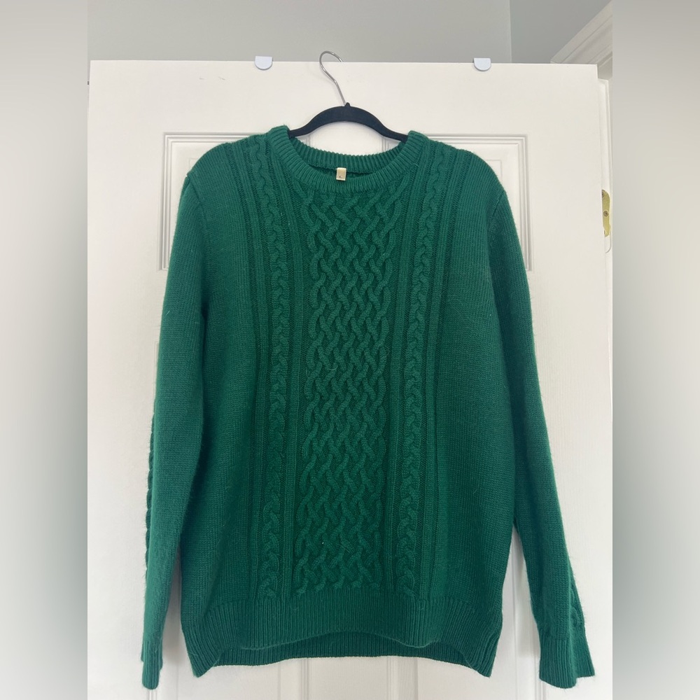 Women's Green Cable Knit Sweater size L